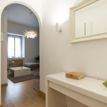Youhosty - Dei Piatti 3 Apartment Milan Exterior photo